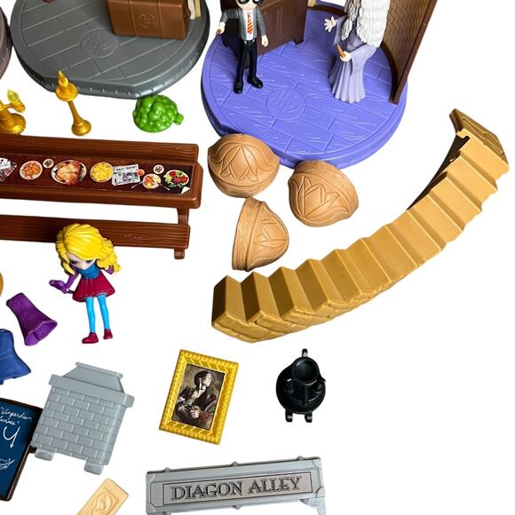 Wizarding World Harry Potter Magical Minis Hogwarts Rooms, Figures & Accessories - Picture 7 of 11